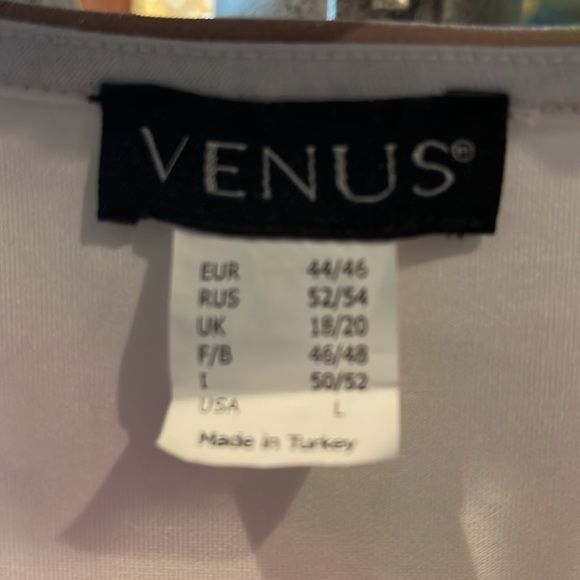 VENUS DRESS - Picture 2 of 7